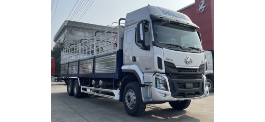 Ô TÔ TẢI CÓ MUI 3 CHÂN (6X4 TIÊU CHUẨN) 