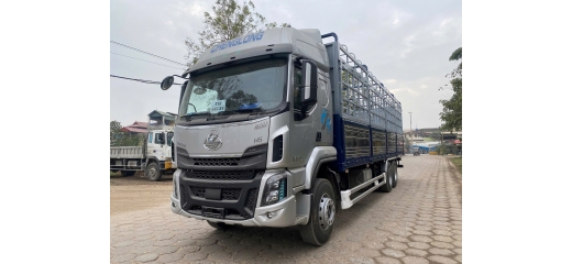 Ô TÔ TẢI MUI BẠT 3 CHÂN (6X2)