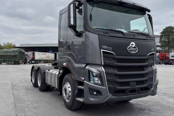 ĐẦU KÉO CHENGLONG 420HP POWER (01 GIƯỜNG)