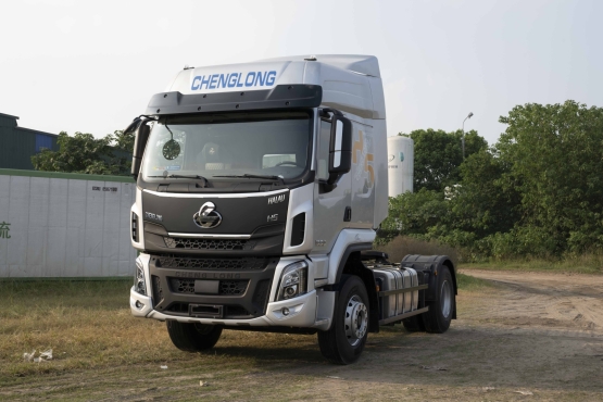 ĐẦU KÉO CHENGLONG 310HP - 01 CẦU