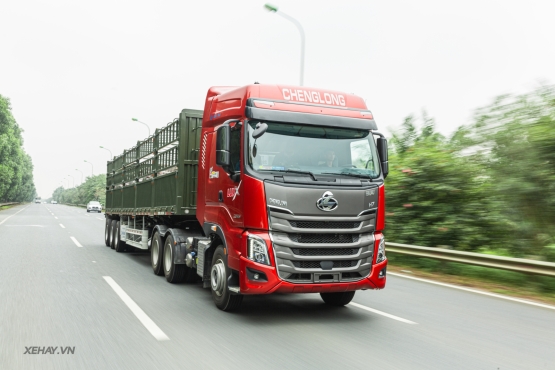 ĐẦU KÉO CHENGLONG 445HP LUXX (GIẰNG V)