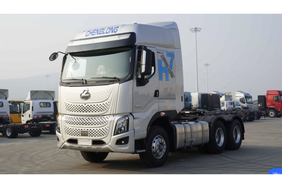 ĐẦU KÉO CHENGLONG 450HP PRO