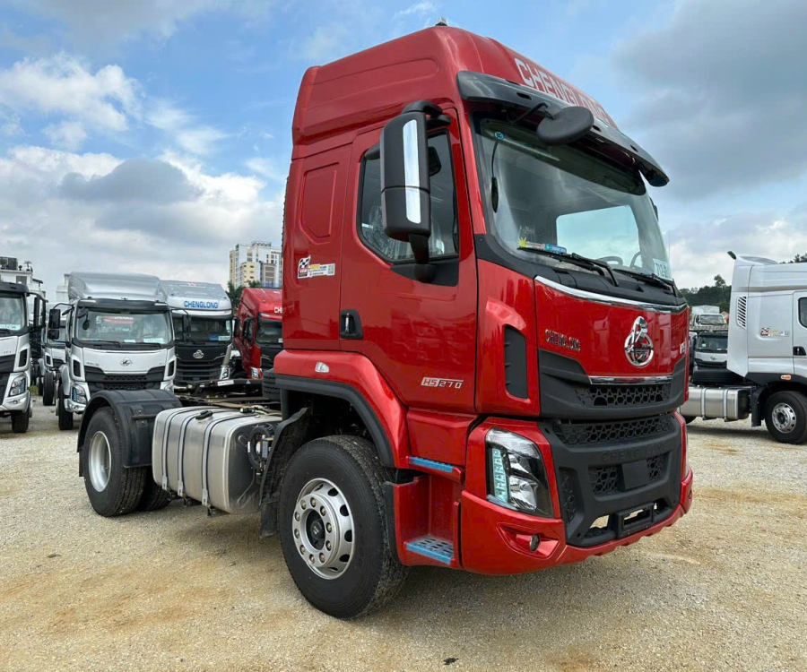 ĐẦU KÉO CHENGLONG 270HP - 01 CẦU